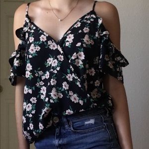 Forever 21 off the shoulder tank, size small